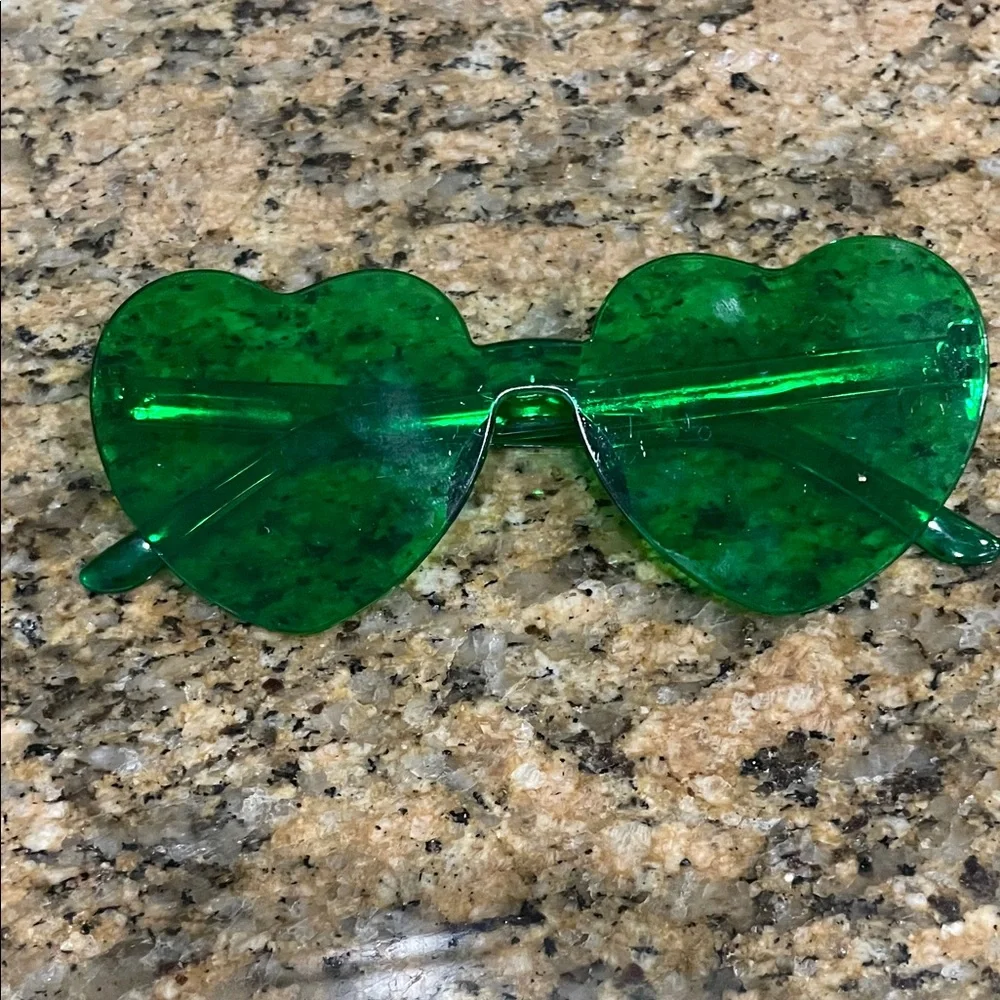 Green Heart-Shaped glasses